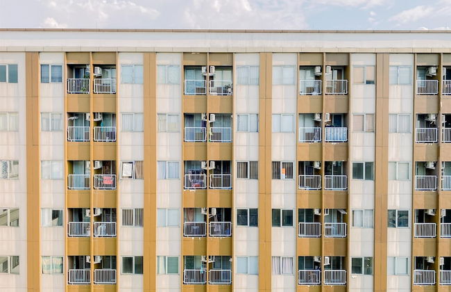 Cozy Living Studio at LRT City Jatibening Apartment - Foto 7