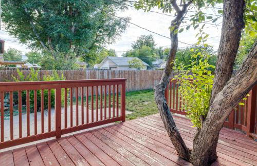 Near Downtown Spacious Casper Getaway with Deck - Foto 2