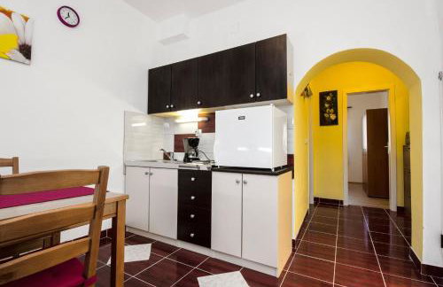 Holiday house with a parking space Kasic, Sibenik - 11079 - Photo 19