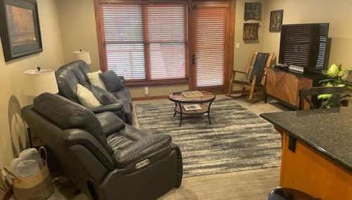 Penthouse Mountain Haven with Community Spa Room - Foto 5