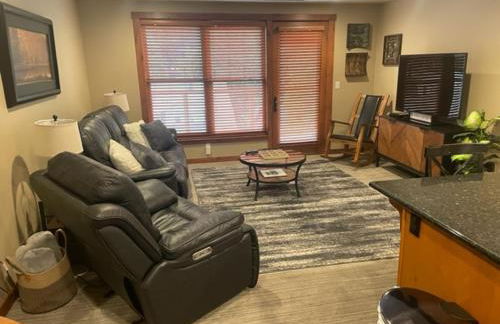 Penthouse Mountain Haven with Community Spa Room - Foto 5