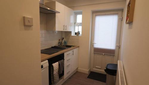 Stylish one bed apartment with off road parking - Foto 2