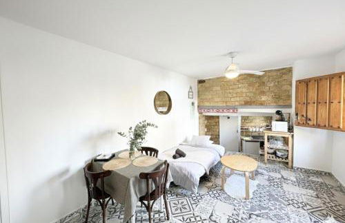 Precioso apartamento con a/a en Ruzafa con terracita privada y acceso a un jardín, para 2-3 personas - Photo 3