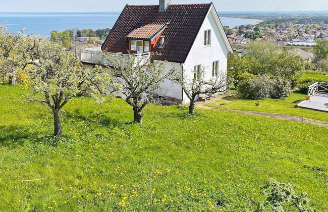 Coastal Getaway With View in Bastad - Foto 1