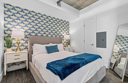 Downtown views! Amazing pool gym hottub Luxury apt - Foto 19