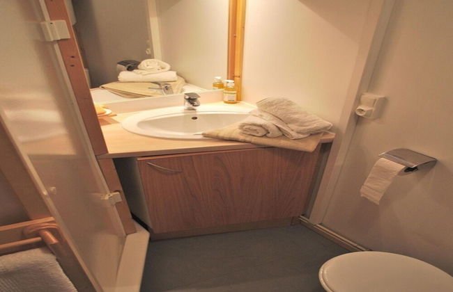 Beautiful Chalet With Roof Terrace - Photo 19