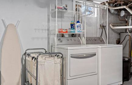 Newport Beach House with Huge Yard - Foto 9