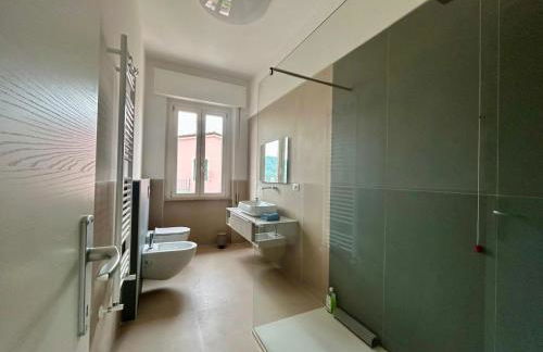 Ampio appartamento fino a 6 persone sulle colline della Spezia, vista panoramica sul Golfo - 10 minuti dal centro città 16 da Sarzana e Lerici - Photo 14