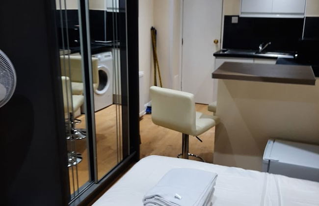 Budget Ensuite Room in Thamesmead - Foto 9