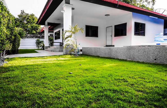 Family Villa Iona with Private Pool - Photo 46