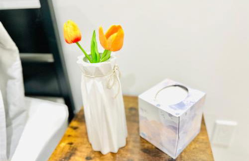 Newly Built Stylish Modern 2B In LA - Foto 54