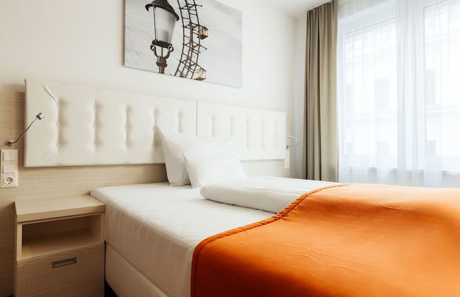 Oliver Apartments - Photo 16