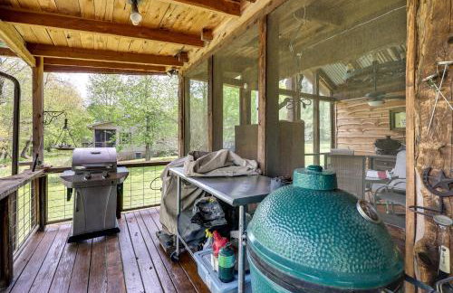 Flag Hole Riverfront Cabin Near Local Attractions! - Foto 24