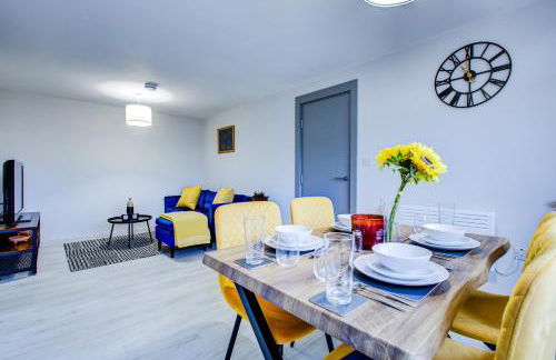 Modern 2 Bed in High Wycombe by ARP Homes, Ideal for Families or Business, Free Parking - Foto 36