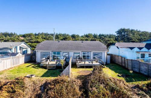 Ocean Front Duplex with Views! Dog Friendly -Surfside Cottage South - Foto 18