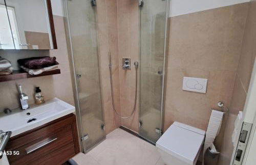 Bungalow, Uneinsehbar, 8 Personen maximal, 3 Personen oben, 5 unten - Foto 28