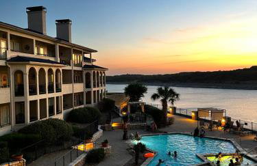 Lake Travis Stunning Waterfront, Sunset & Pool Views, Pet Friendly, Boat Ramp, Lago Vista, Texas - Foto 3