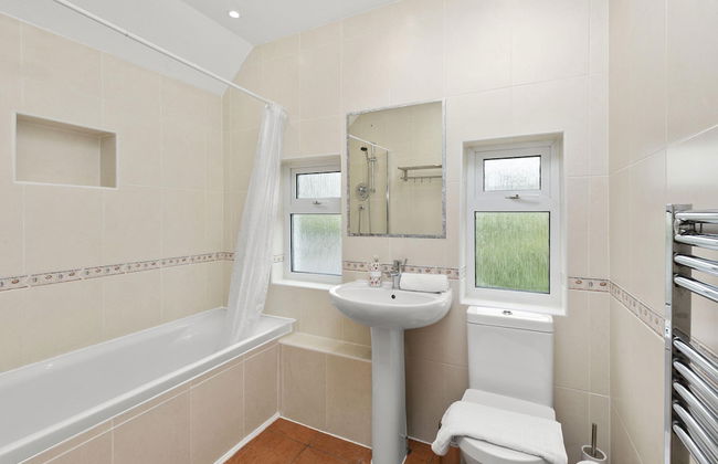 Pebble Corner With Free Parking By My Getaways - Foto 24