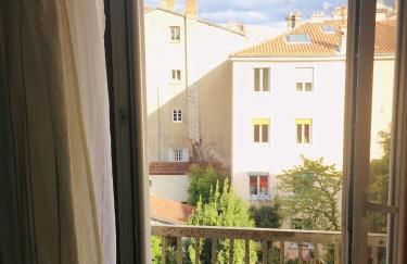 SKY BUBBLE Bright Cosy Studio in Lyon - Foto 9