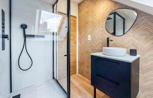 4 Bedroom Amazing Home In Plouézec - Foto 31