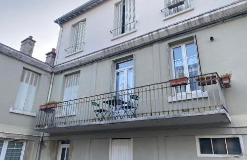 Appartement luxueux rénové avec balcon & garage - Foto 7