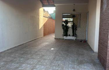 Sobrado top com piscina, espaço gourmet, próximo à praia com Ar Condicionado - Foto 15