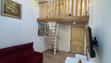 Studio familial a Mezzanine presbytère dans l'Église - Foto 4