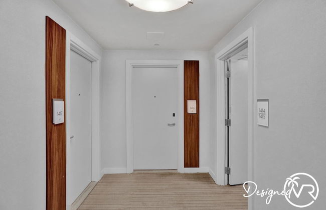 Stunning Beachfront Luxury- Your Perfect Getaway! - Photo 18