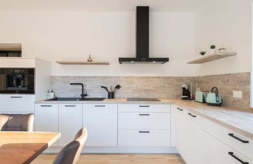 Le Clos du Chêne, maison avec sauna, spa et piscine - Foto 11