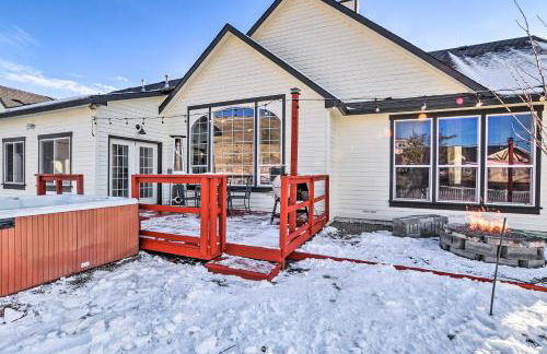 Alluring Home with Fire Pit Less Than half Mi to OIT! - Foto 25