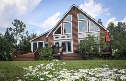 Gingerbread House on Mooselookmeguntic Lake - Photo 33