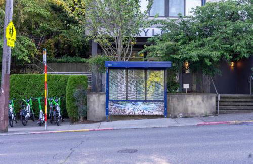 Travelers Dream, Walk to Space Needle, Firepit, cornhole - Foto 53