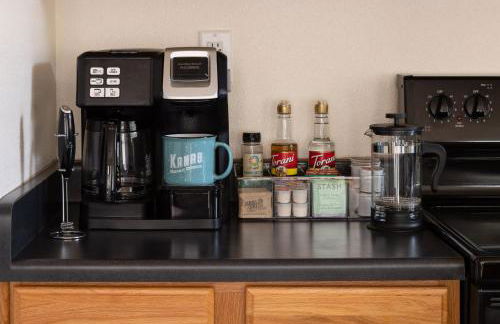 Luxury 3BR in Upscale Neighborhood Pet Friendly - Foto 12