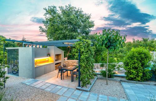 Luxury Jerini Barn - Photo 33