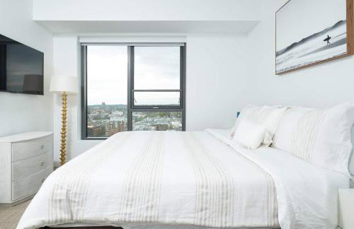 Central 1BR Apartment Assembly Square Pool Gym Parking Sleep 5 - Foto 4