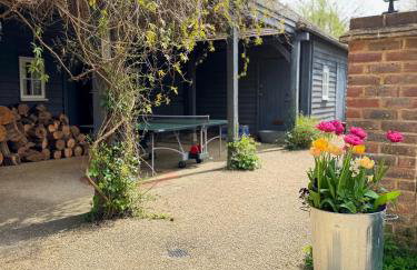 Sissinghurst Stables A comfortable country home in the Garden of England and just one hour from London - Foto 28