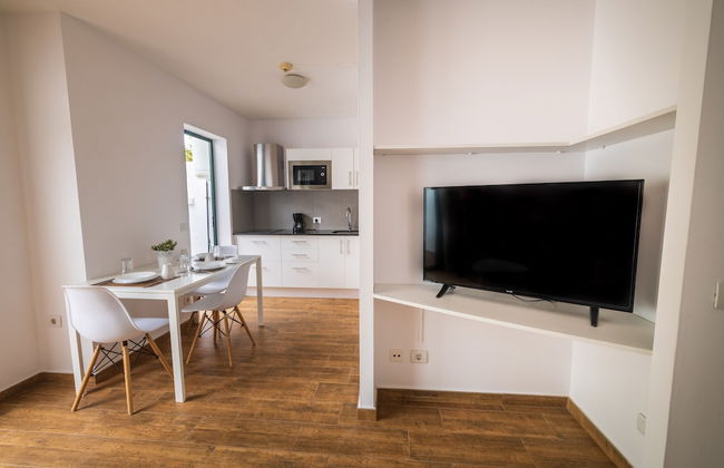 Apartamentos Los Rosales - Photo 30