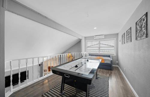 Houston Pool Escape Games WiFi Parking Pet - Foto 3