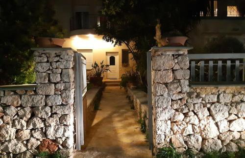 Diamant's Place with Treehouse Garden - Foto 6