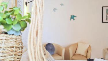 MINHA CASA SUA CASA - Cozy Little House, AC & WiFi - Foto 3