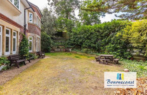 SEAFORTH by BOURNECOAST - A Large Manor House Suitable for Big Families and Groups - HB4638 - Foto 13