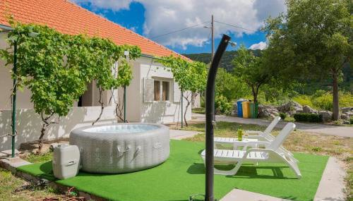 Blue Sky - jacuzzi & wine - Foto 4