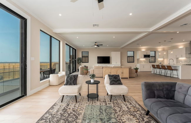 Spacious Bay - Photo 35