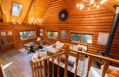 Riverfront getaway with sauna near mountains and hiking - Foto 18