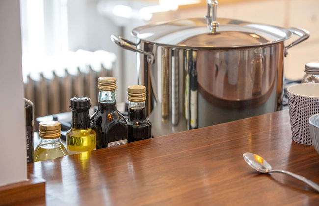 Broom & Board - Foto 26