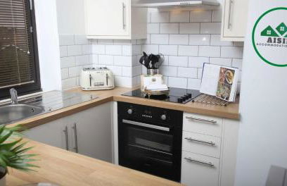 Aisiki Living at Upton Road, Multiple 1, 2, or 3-Bedroom Apartments, King or Twin Beds with Free WiFi & Parking Space - Foto 70