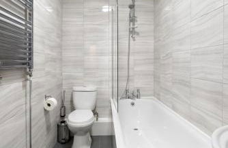 Roomy 3 bedroom house, 2 baths - Photo 16