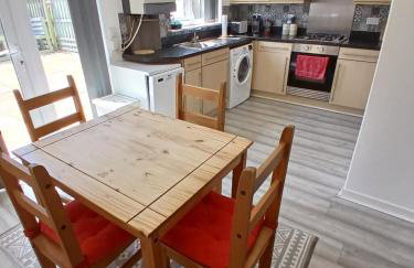 Urban Escape Glasgow Green Free Parking 20min walk to City Center - Foto 15