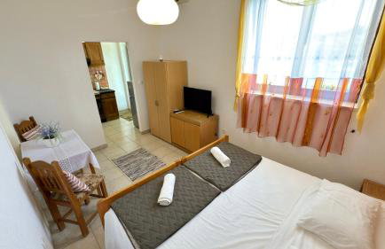 VILLAMAR beachfront apartments with FREE private parking - Foto 72