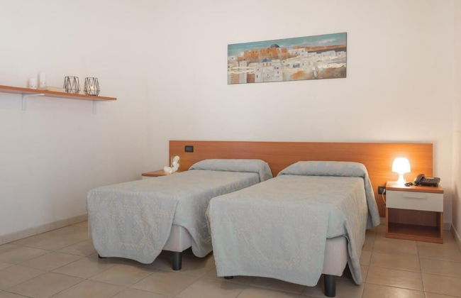 Stylish Residence Le Fontane 2 Bed Apartment Sleeps 6-7 - Photo 14